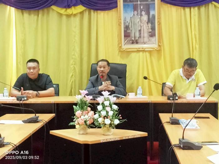 องค์การบริหารส่วนตำบลหนองบอน จัดประชุ...
