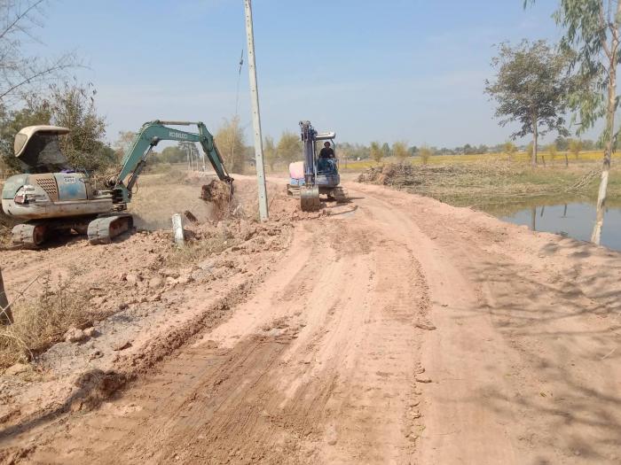 โครงการก่อสร้างถนนคอนกรีตเสริมเหล็กสายทาง หนองบอน-ดอนกลอย