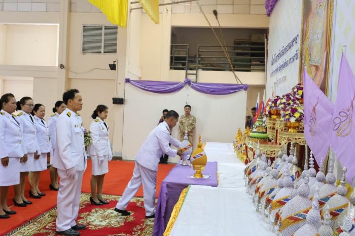 ร่วมพิธีถวายเครื่องราชสักการะและวางพานพุ่ม วิธีจุดเทียนถวายพระพรชัยมงคล ในการจัดกิจกรรมเฉลิมพระเกียรติสมเด็จพระนางเจ้าฯพระบรมราชินี เนื่องในโอกาสวันเฉลิมพระชนพรรษา 3 มิถุนายน 2567